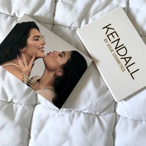 LIMITED EDITION KYLIE COSMETICS (Kendall x Kylie)